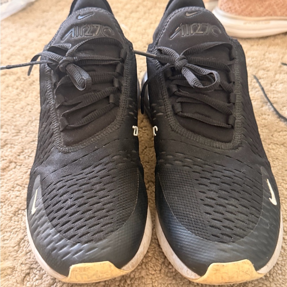 Nike Air270 Black Sneakers - Picture 3 of 7